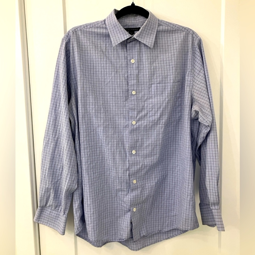 Vintage Banana Republic Men’s Long Sleeve Patterned Shirt Size Medium